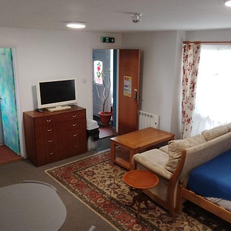 Dolphins Backpackers Hostel Tintagel Ngoại thất bức ảnh